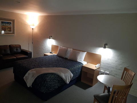 Edward Parry Motel And Apartments - Accommodation Noosa 1