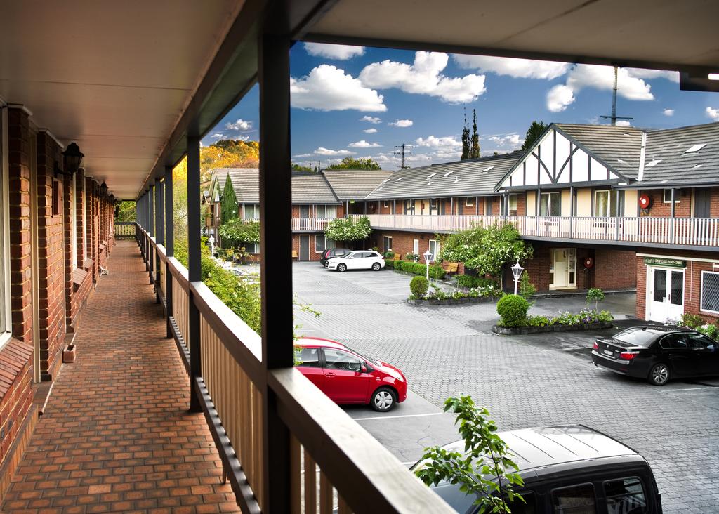 Blackburn North VIC Accommodation Noosa