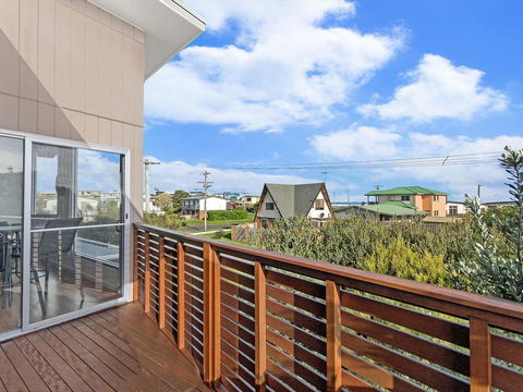 ESCAPE 2 BROPHY - Accommodation Noosa 3