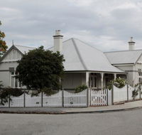 Evelyn House - Accommodation Noosa