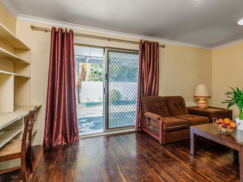 Exclusive Handy Holiday House - Accommodation Noosa 1