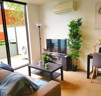 FITZROY FANTASTIC 1BR APT with FREE WINE NETFLIX WIFI close to TRAMS COLES - Accommodation Noosa