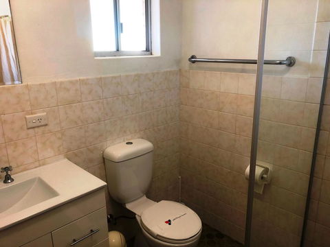 Flat 2 - 3 Bay Lane - Accommodation Noosa 2