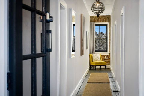 Fox And Hound - Accommodation Noosa 1