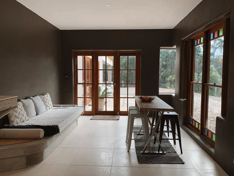 Golden Streams - Accommodation Noosa 1