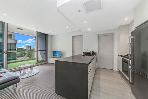 Green Square: Stylish Cozy Apartment In SYDNEY - Accommodation Noosa 0