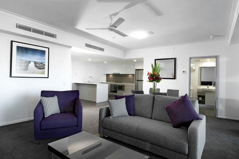 H On Mitchell Apartment Hotel - Accommodation Noosa 3