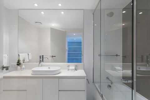 H-Residences - GCLR - Accommodation Noosa 3