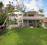 HILLTOP HAVEN in MOLLYMOOK - Accommodation Noosa