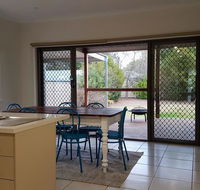 Homely Getaways - Eighth Street Mildura - Accommodation Noosa