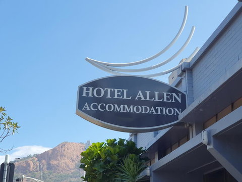 Hotel Allen - Accommodation Noosa 0