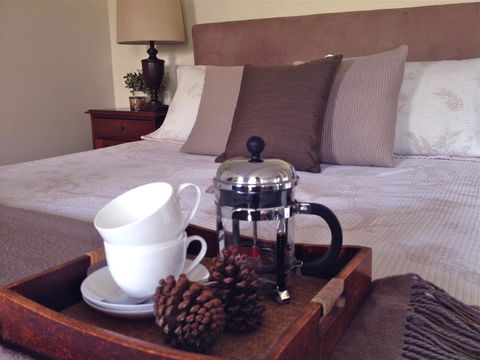 Jacaranda House Bed & Breakfast - Accommodation Noosa 0