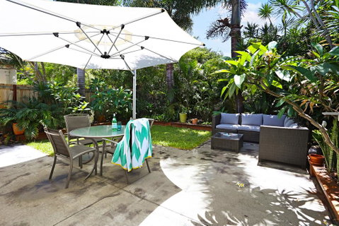 Jimmy's Shout - Pet Friendly - Accommodation Noosa 2