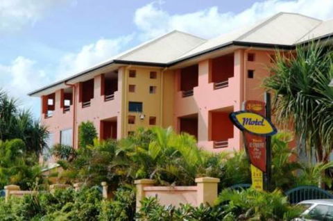 Kacy's Bargara Beach Motel - Accommodation Noosa 1