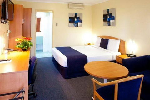 Karinga Motel, SureStay Hotel By Best Western - Accommodation Noosa 2
