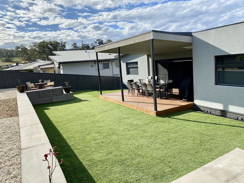 Kingfisher Retreat @ Eden Cove - Accommodation Noosa 2
