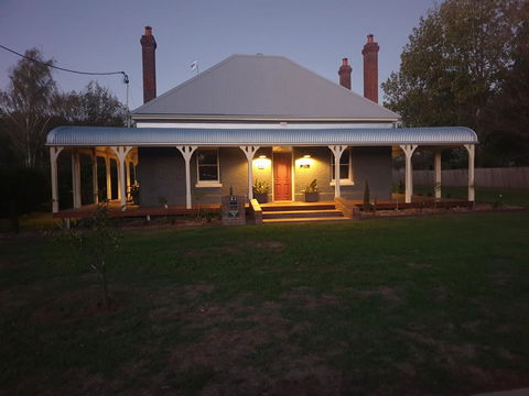 Kings Cottage Uralla - Accommodation Noosa 0