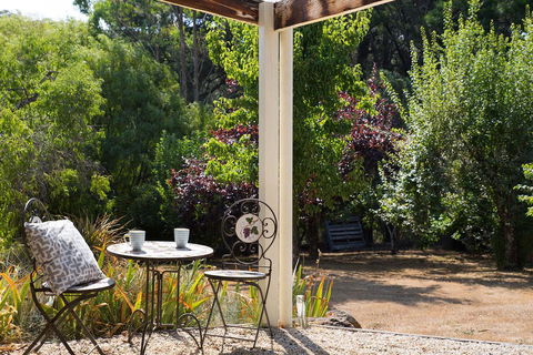 Koovelly Garden Studio - Accommodation Noosa 3