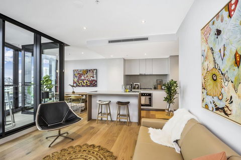 KOZYGURU FORTITUDE VALLEY DESIGNER GRADE 2 BED APT FREE PARKING QFV179-1401 - Accommodation Noosa 0