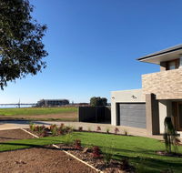 Lake Resort on Black Bull - Accommodation Noosa