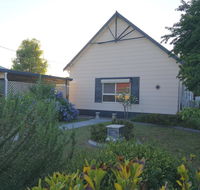 Large 6-Bedroom House with Wifi  Netflix Close to Singleton CBD Hunter Valley - Accommodation Noosa