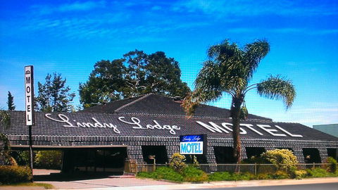 Lindy Lodge Motel - Accommodation Noosa 0