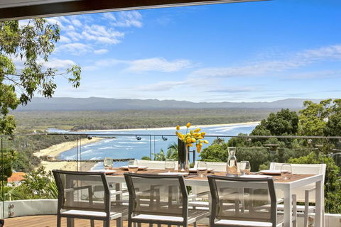 Luxury On The Hill, Noosa Heads - Accommodation Noosa 0