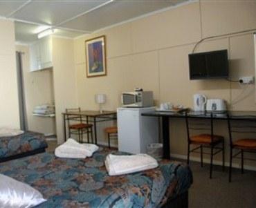 Matilda Motel - Accommodation Noosa 2