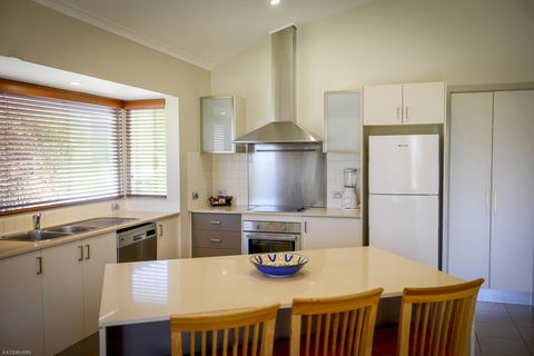 Merry Beach Caravan Park - Accommodation Noosa 1