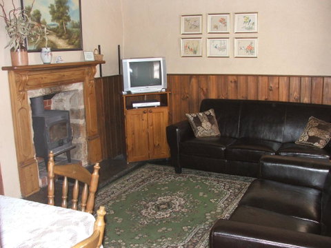 Mintaro Hideaway - Accommodation Noosa 3