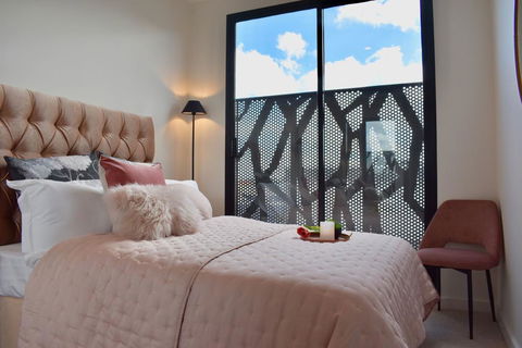 Modern And Elegant Apartment Near The Beach - Accommodation Noosa 3