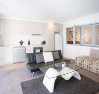 Modern Executive Apartment  Braddon 1BR Wine Wifi Secure Parking Canberra - Accommodation Noosa