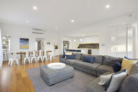 Moonah Beachside Retreat - Accommodation Noosa 2
