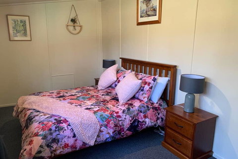 Murray's Farm Cottage - Accommodation Noosa 2
