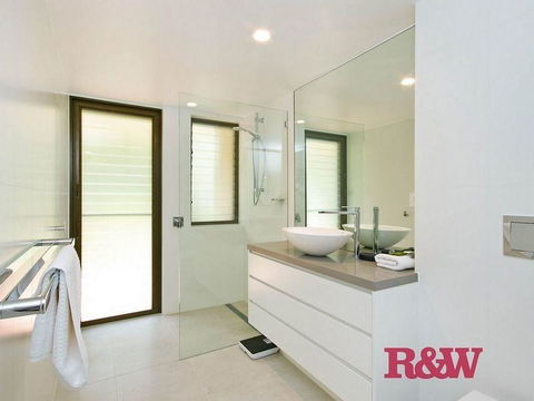 Naousa 5 - Accommodation Noosa 3