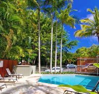 Naousa II - Accommodation Noosa