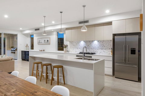 NAUTiLUS OCEAN BREEZE - Accommodation Noosa 2