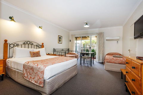 Nelsons Of Bridgetown - Accommodation Noosa 2