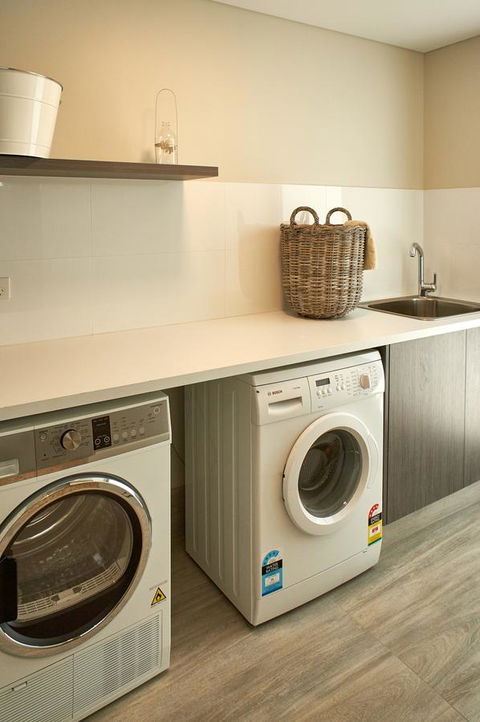The Urban Beach House - Accommodation Noosa 20