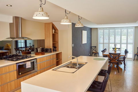 The Urban Beach House - Accommodation Noosa 4