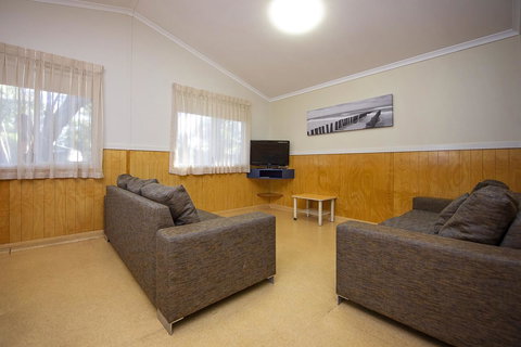 Discovery Parks - Woodman Point - Accommodation Noosa 14