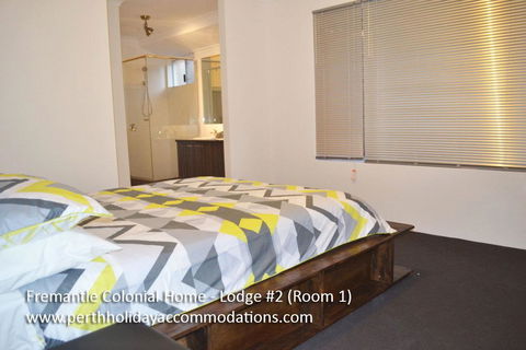 Fremantle Colonial Home - Accommodation Noosa 9