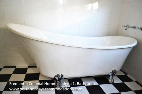 Fremantle Colonial Home - Accommodation Noosa 43