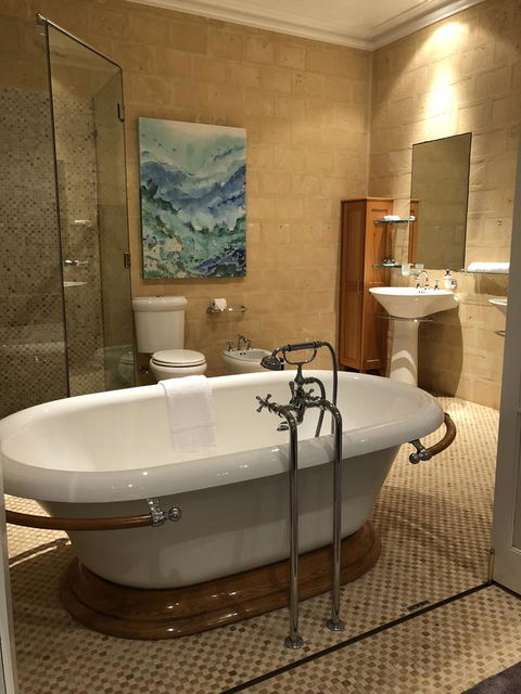 Caves Road Guest Houses - Accommodation Noosa 13