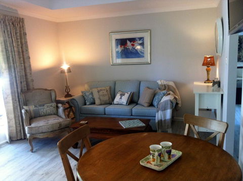 Applegate Lane Chalet - Accommodation Noosa 11