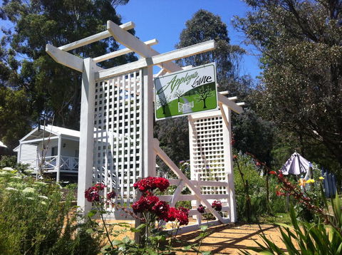 Applegate Lane Chalet - Accommodation Noosa 14