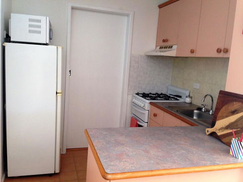 Lemon Tree Lodge - Accommodation Noosa 2