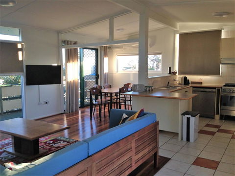 Lemon Tree Lodge - Accommodation Noosa 13