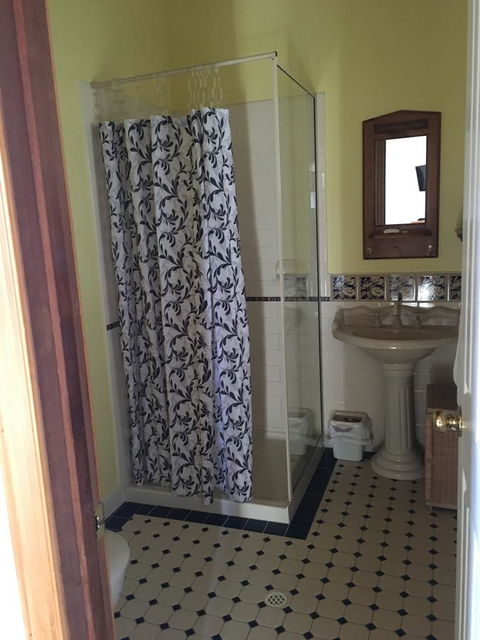 RoseMoore Bed & Breakfast - Accommodation Noosa 3