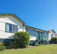 Augusta Hotel Motel - Accommodation Noosa